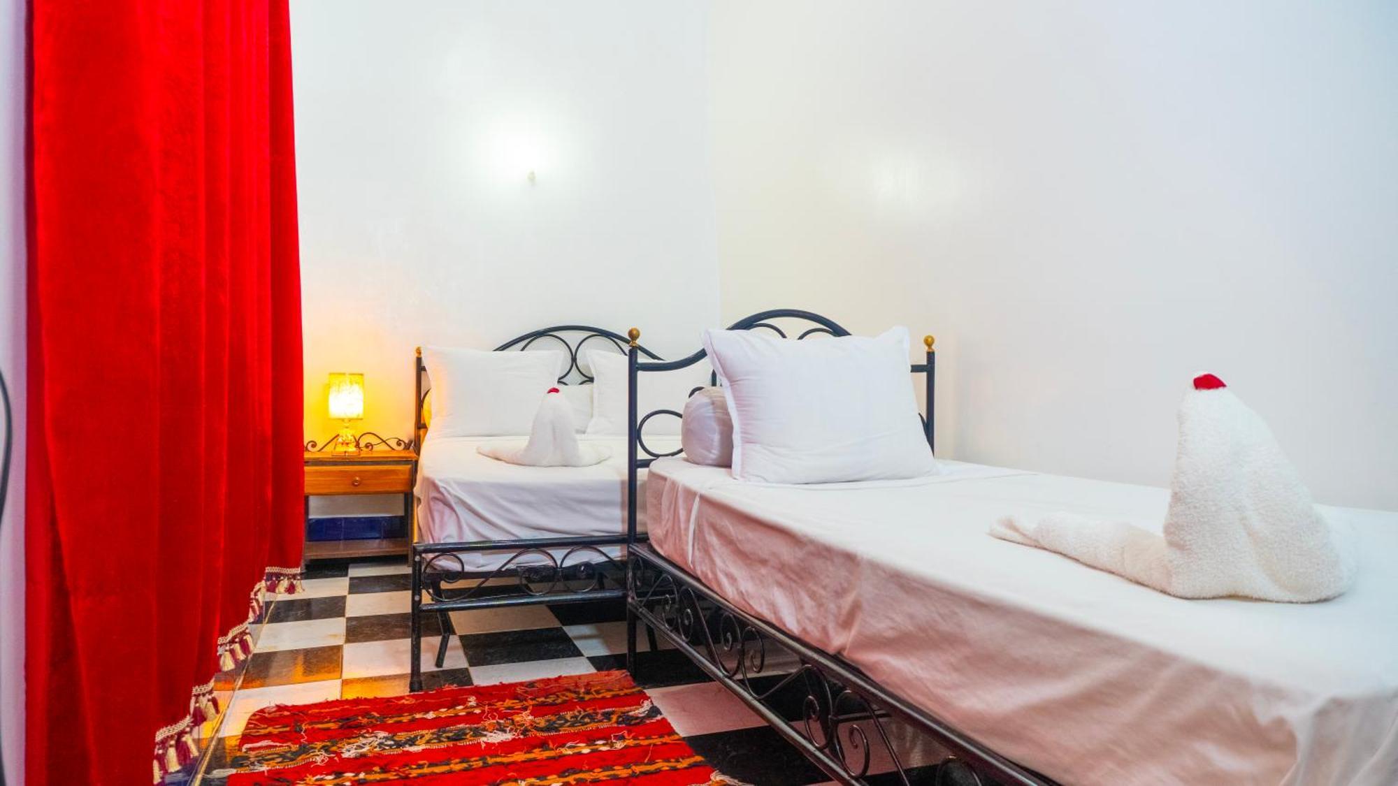 Hotel Imouzzer Marrakesh Exteriör bild