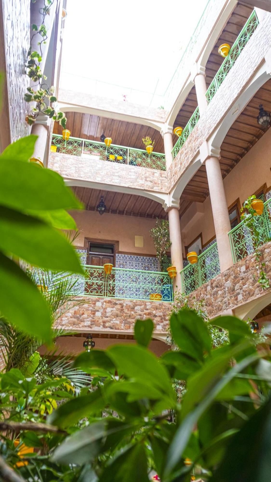 Hotel Imouzzer Marrakesh Exteriör bild