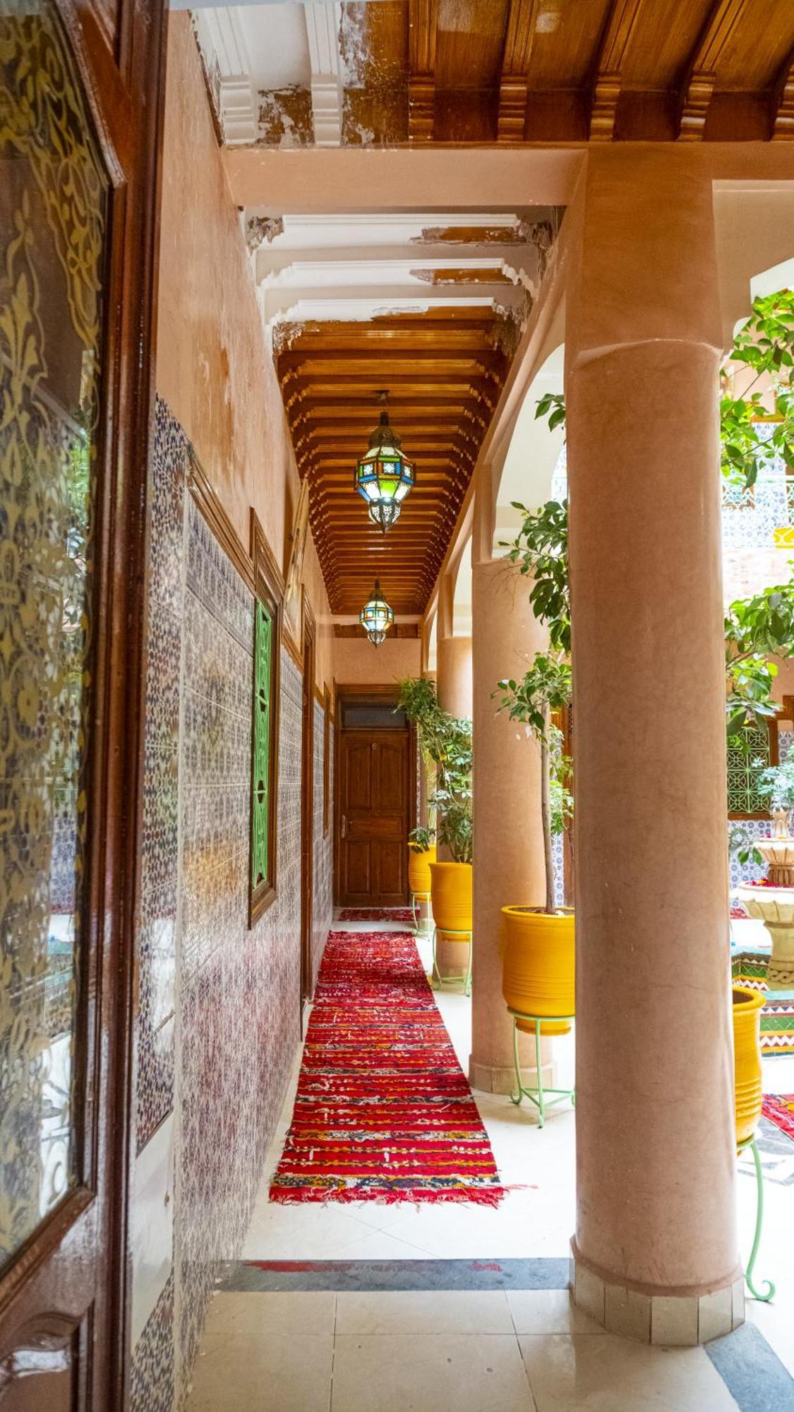 Hotel Imouzzer Marrakesh Exteriör bild